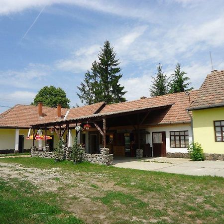 Hotel Toldi Vendeghaz Felsőtold Exteriér fotografie